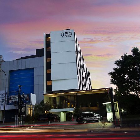 Neo Hotel Tendean Jakarta By Aston מראה חיצוני תמונה
