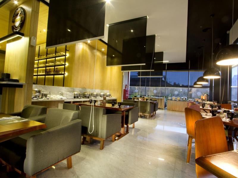 Neo Hotel Tendean Jakarta By Aston מראה חיצוני תמונה