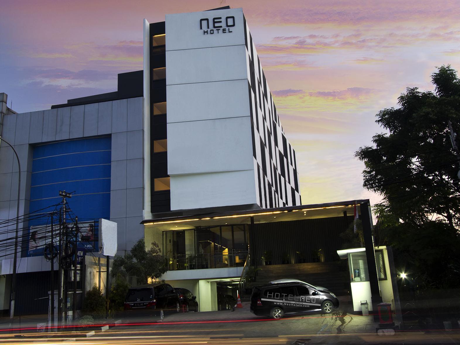 Neo Hotel Tendean Jakarta By Aston מראה חיצוני תמונה