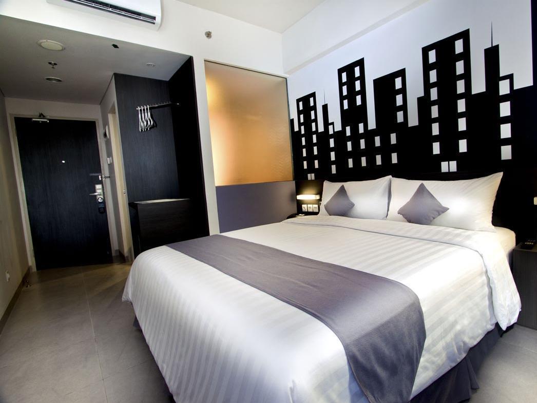Neo Hotel Tendean Jakarta By Aston מראה חיצוני תמונה