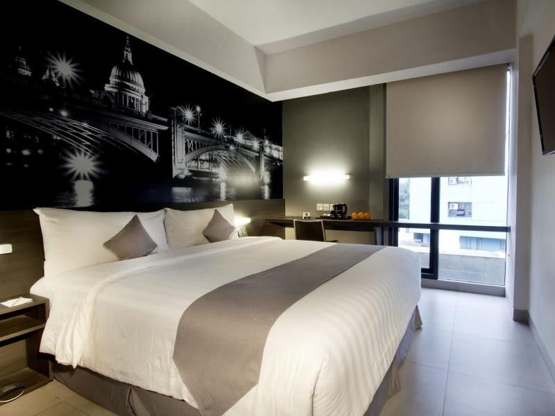 Neo Hotel Tendean Jakarta By Aston מראה חיצוני תמונה